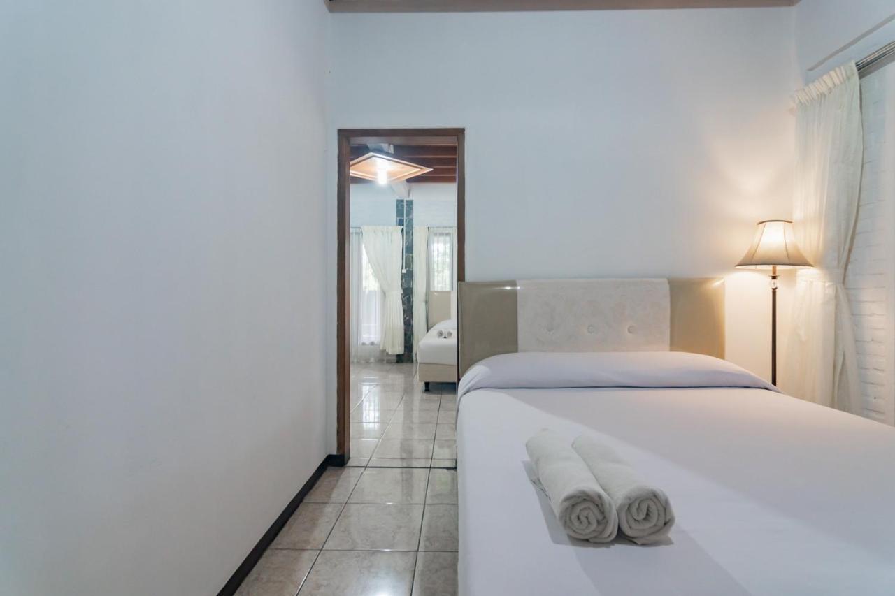 Samakta Guest House Lembang Kültér fotó